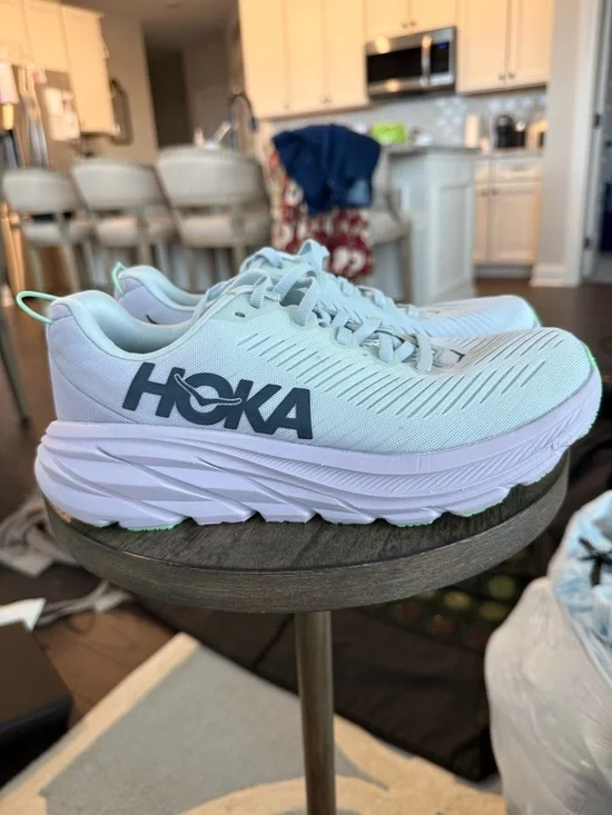 Hoka Rincon 3 - Picture 2 of 10